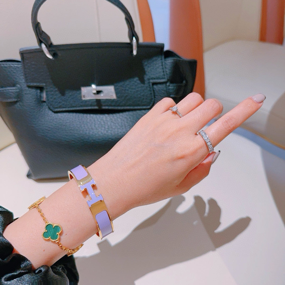 H bangle