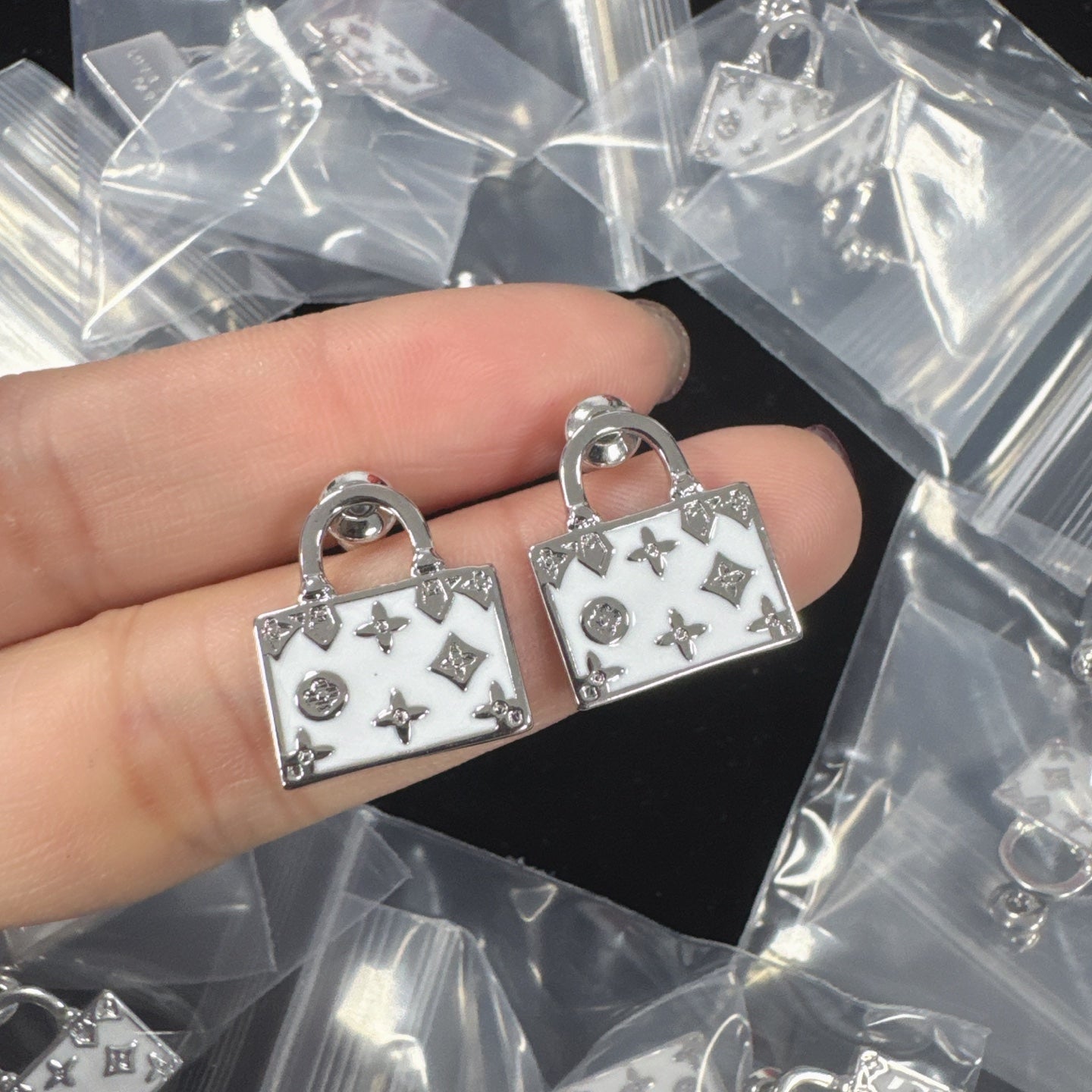 Bag earrings