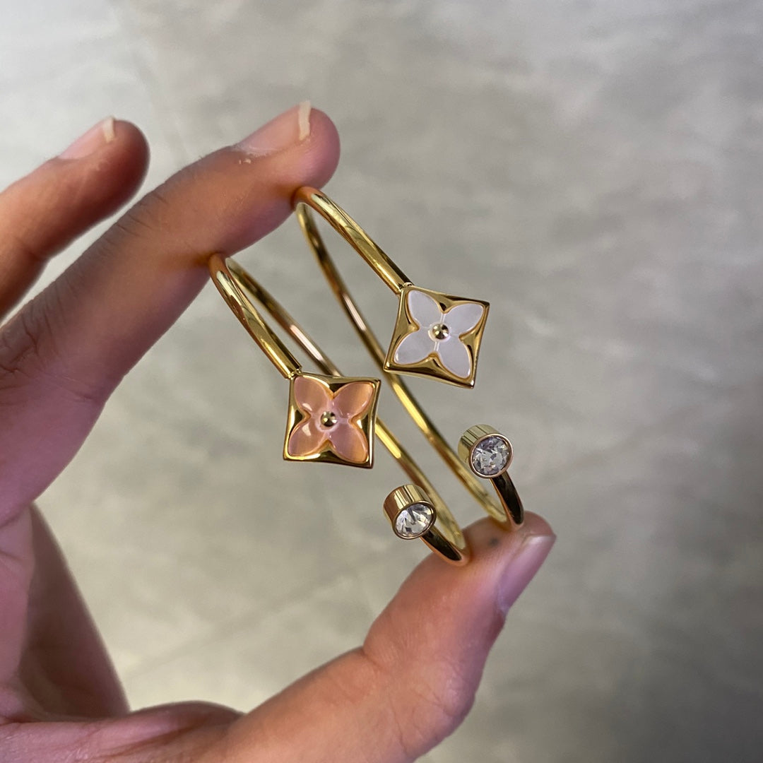 Petal bracelet