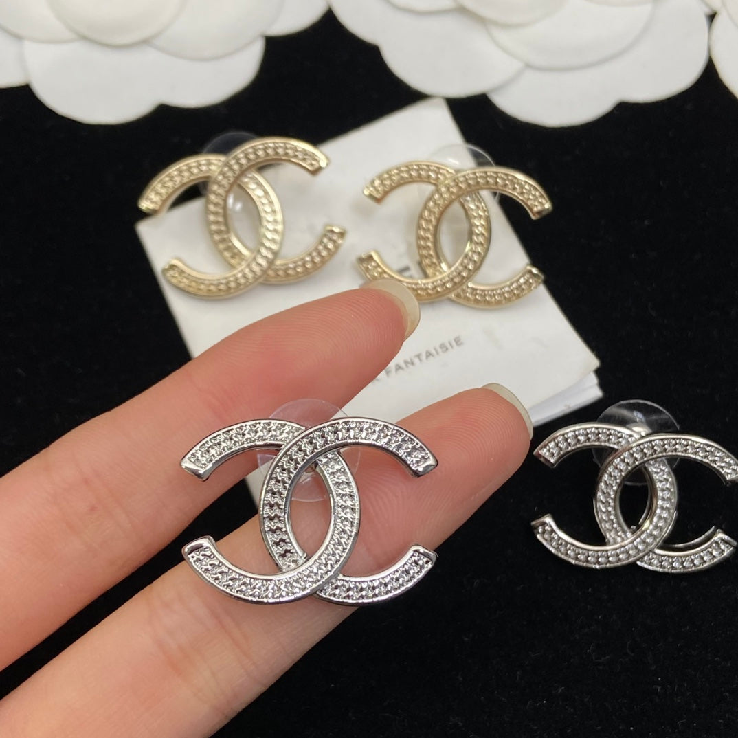 Hammer double c brooch