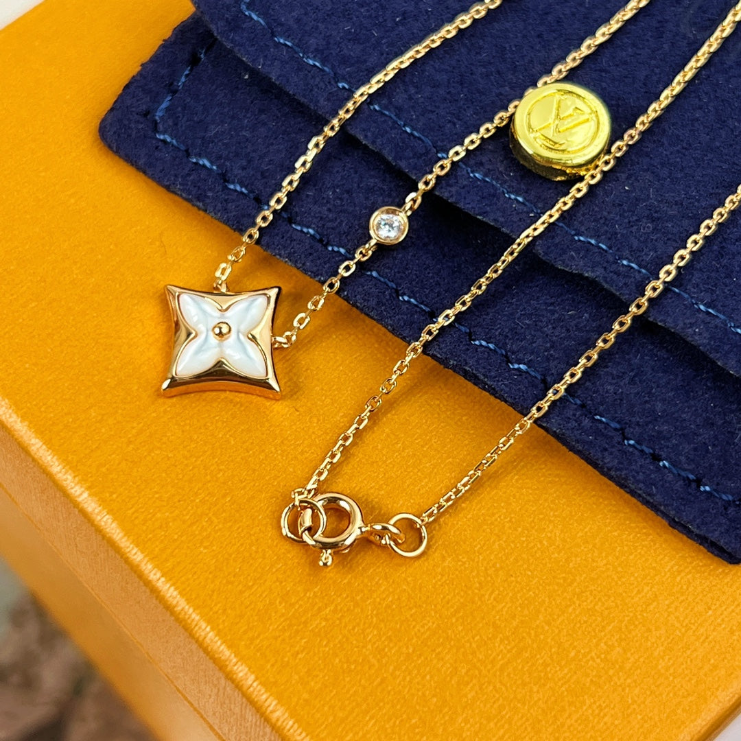 Rhombus Fritillar Necklace