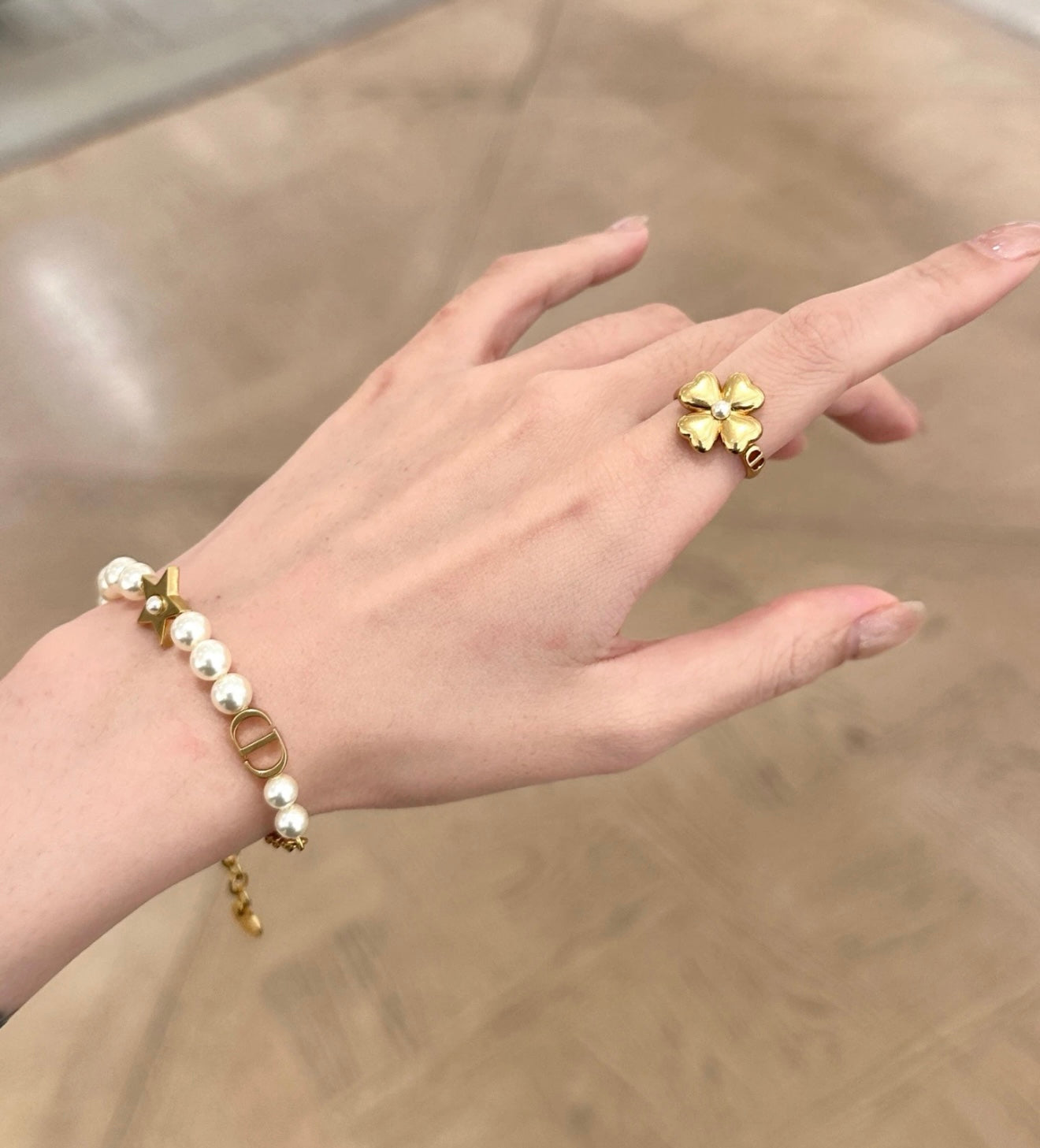 Five-pointed Star Chengdu Pearl Bracelet