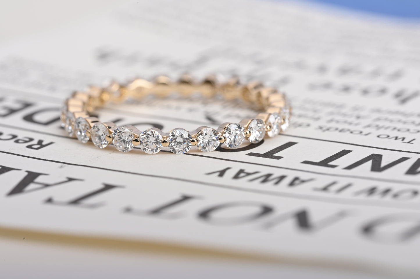 Diamond round ring