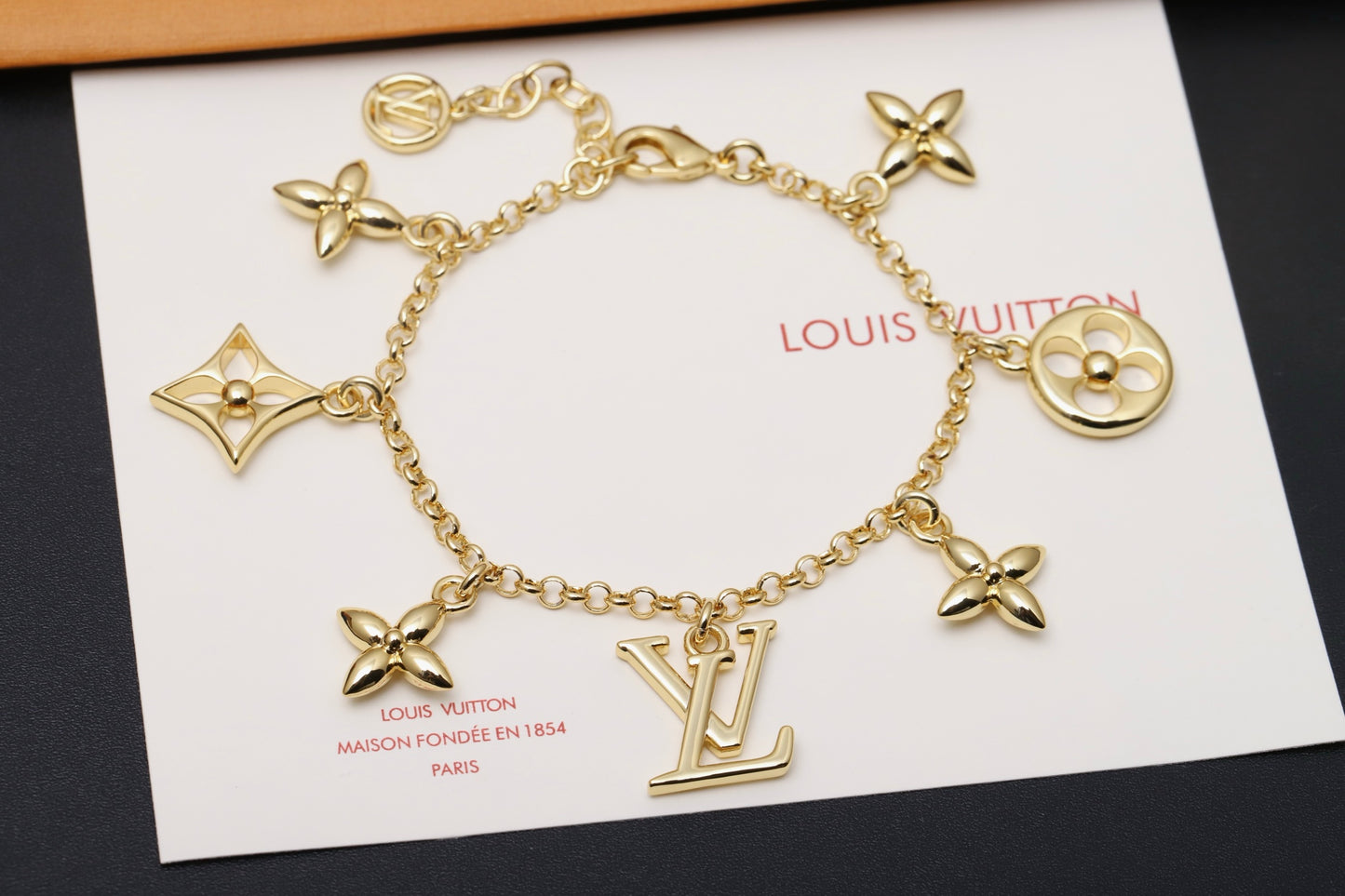 L floral bracelet