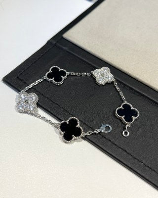 Interval white diamond black agate bracelet