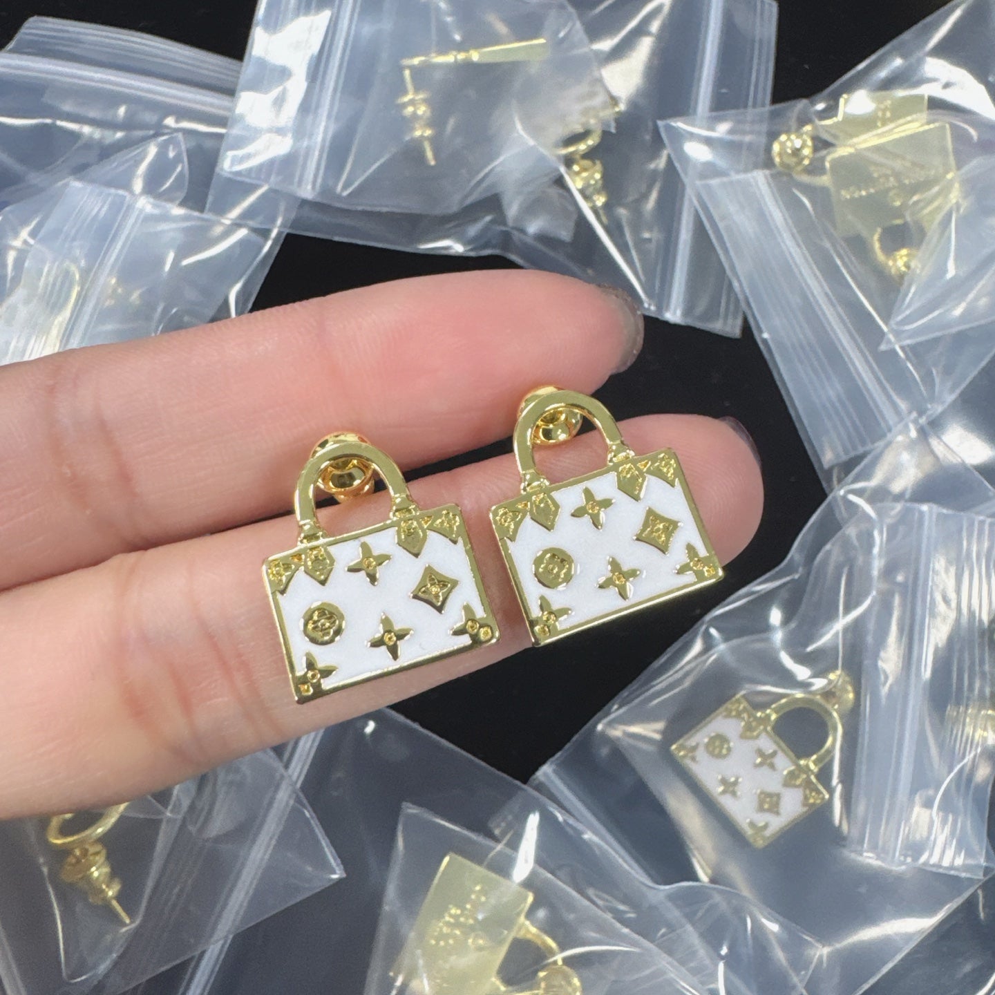 Bag earrings
