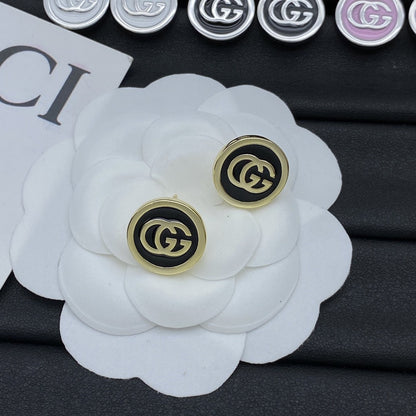 Double G brooch