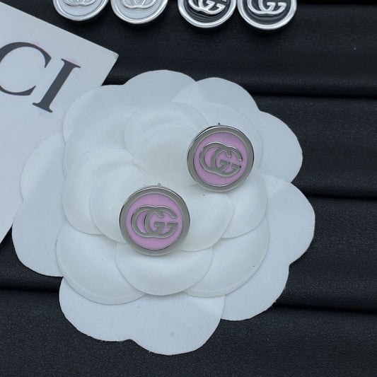 Double G brooch