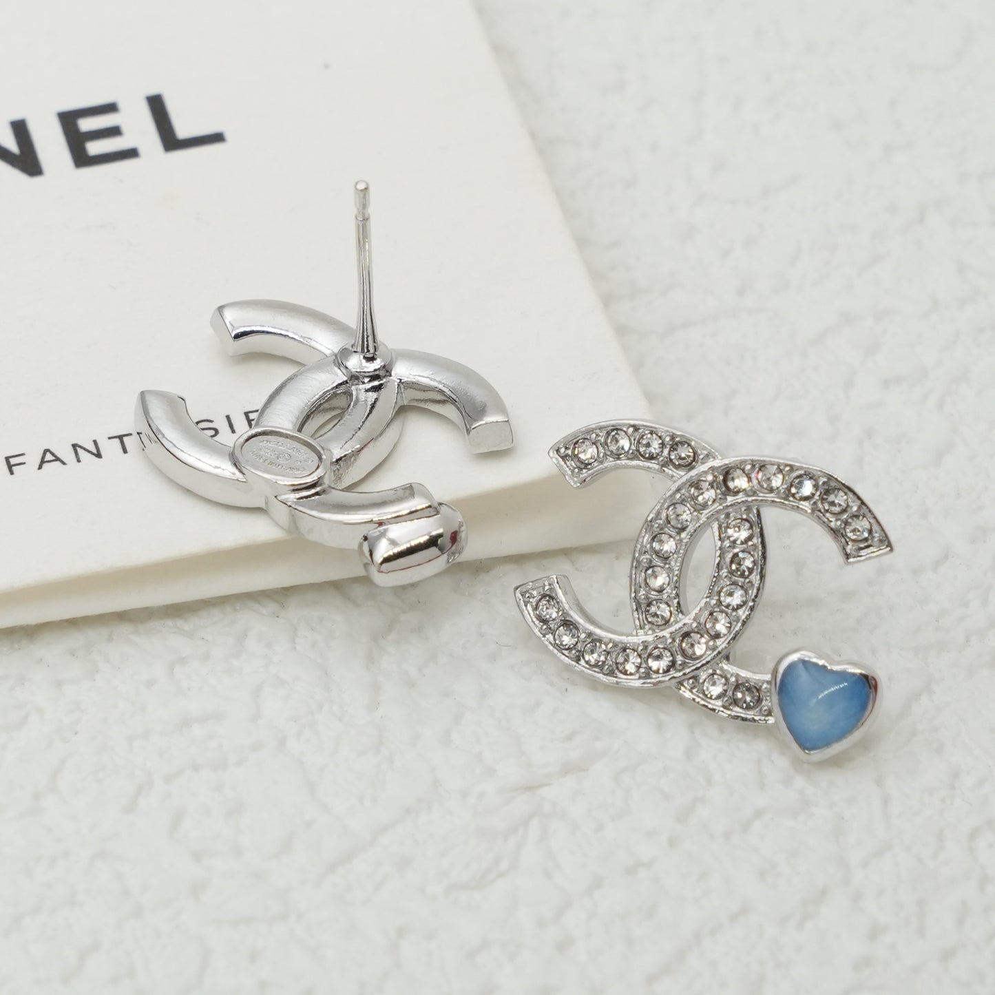 Double C full diamond sapphire brooch