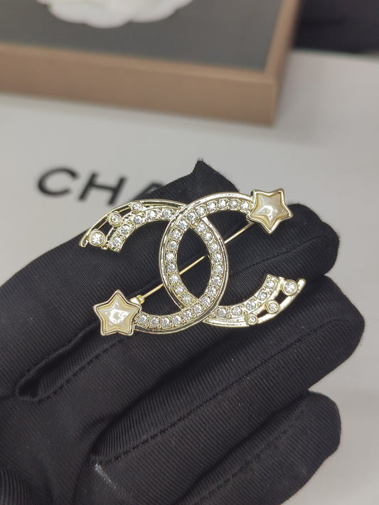 Cupid brooch