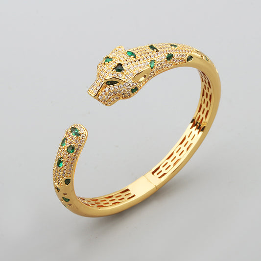 Colorful diamond bangle