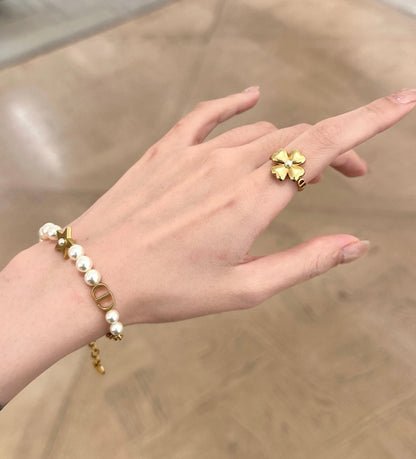 Five-pointed Star Chengdu Pearl Bracelet