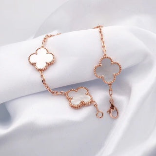 Natural mother-of-pearl bracelet