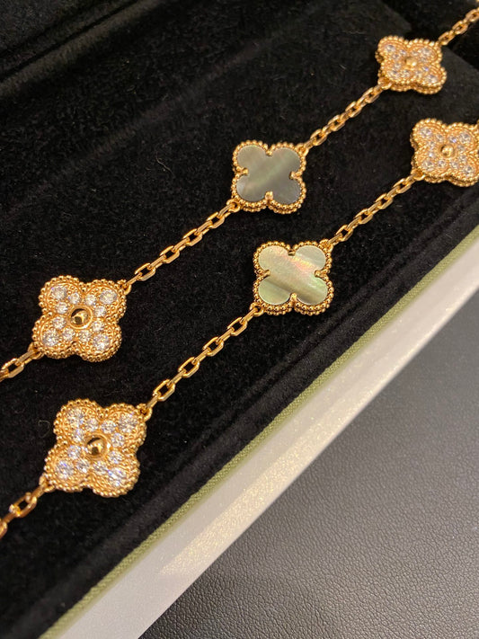 Interval gold and diamond bracelet
