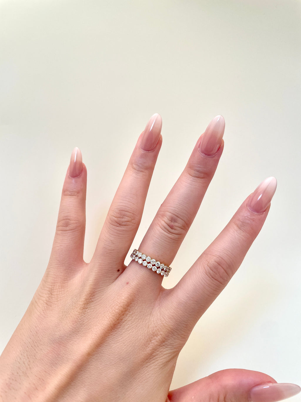 Diamond round ring