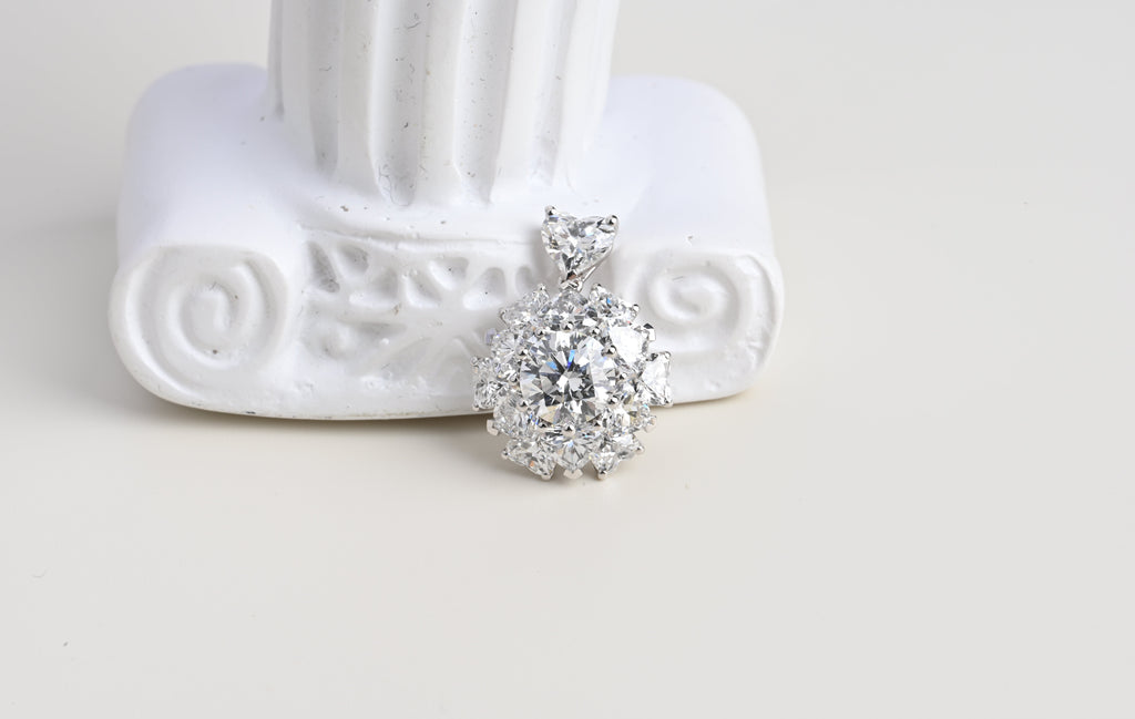 Heart-shaped diamond petal pendant