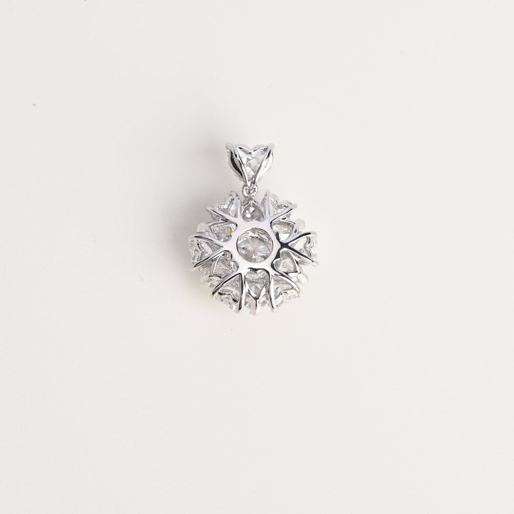 Heart-shaped diamond petal pendant