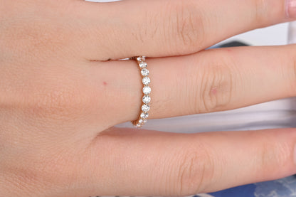 Diamond round ring