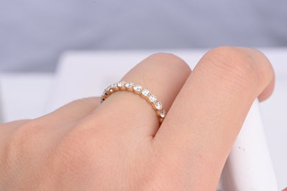 Diamond round ring