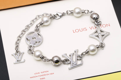 LUMIÈRE |L Couple Black and White Pearl Metal Chain Bracelet